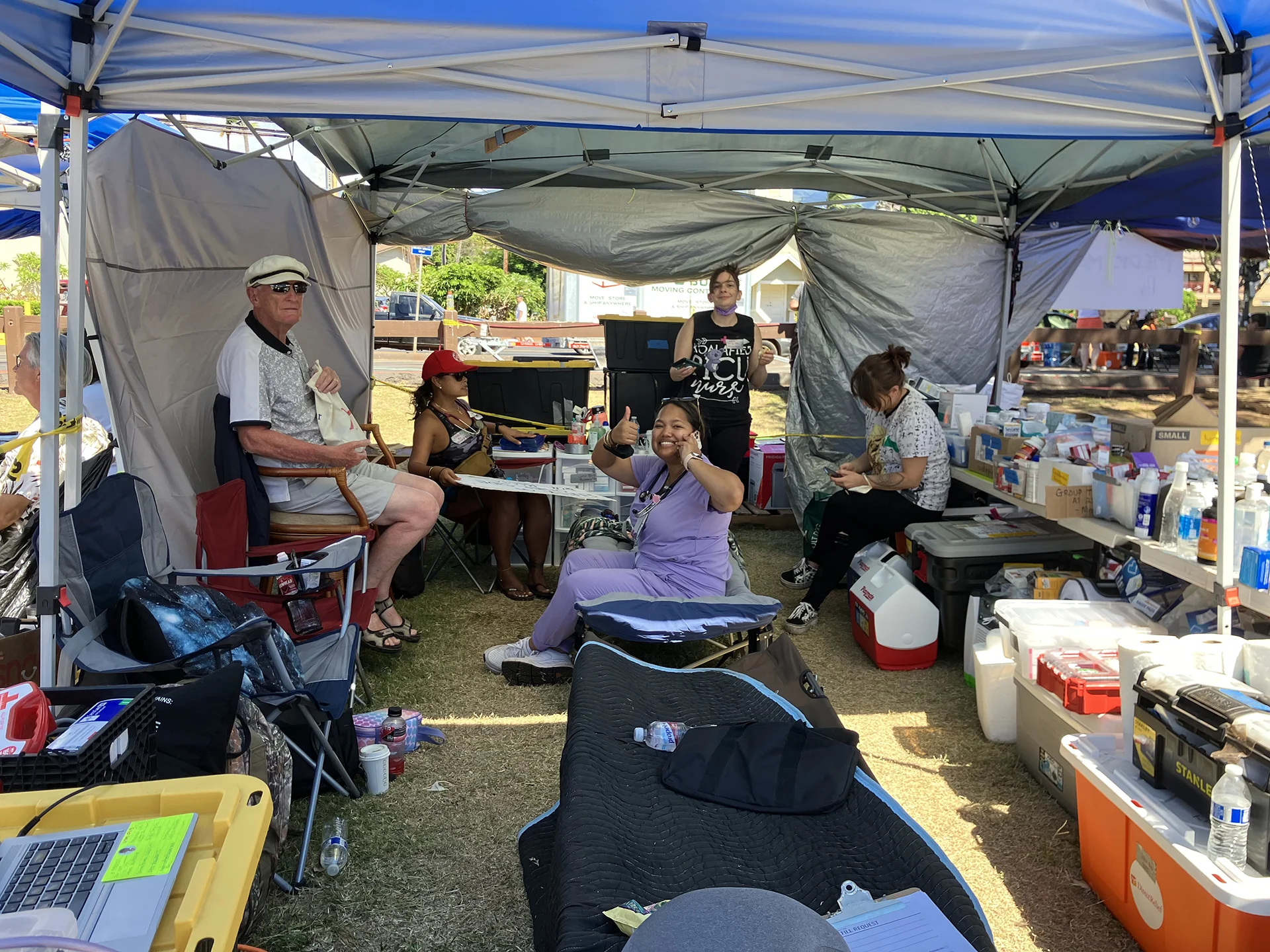 Ashley Lee assisted Maui fire survivors in the days after the inferno.